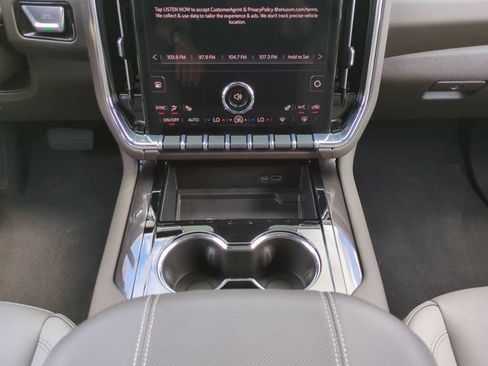 Used 2026 GMC Yukon XL Elevation RWD image 23