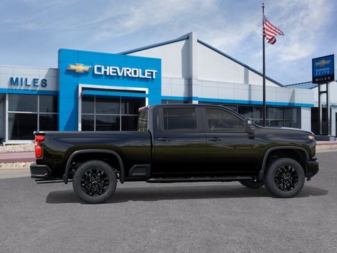 New 2026 Chevrolet Silverado 2500 Custom w/ Custom Value Package AWD/4WD image 38