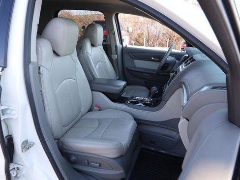 Used 2015 GMC Acadia SLT image 25