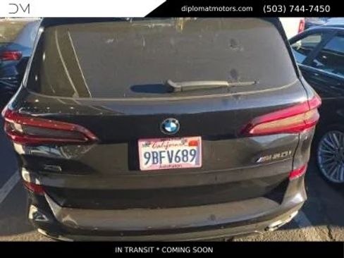 Used 2022 BMW X5 M50i w/ Executive Package image 5