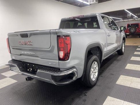 Used 2024 GMC Sierra 1500 SLE AWD/4WD image 4