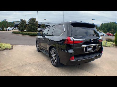 Certified 2021 Lexus LX 570 4WD w/ Luxury Package image 6