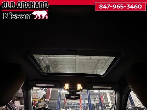 Used 2022 Dodge Durango R/T w/ Blacktop Package AWD/4WD image 13