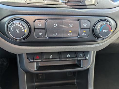 Used 2017 Chevrolet Colorado W/T w/ Custom Special Edition image 33