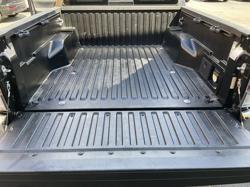 Used 2023 Toyota Tacoma TRD Off-Road image 41