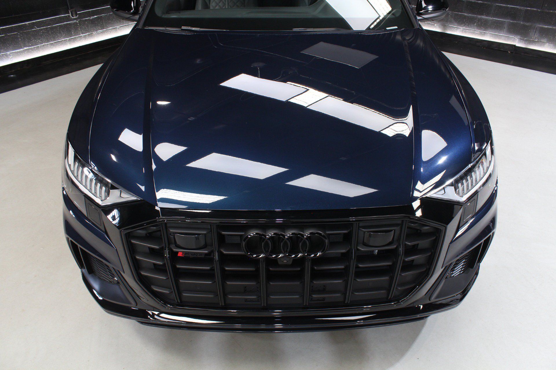 Used 2023 Audi SQ8 Premium Plus AWD/4WD image 9
