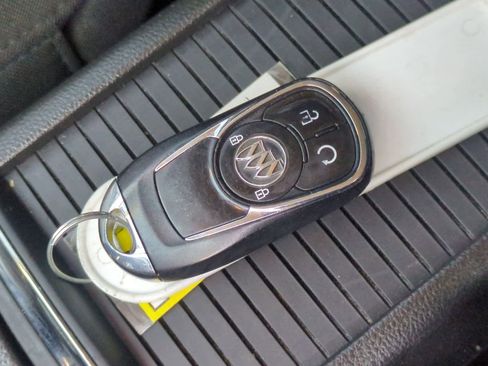 Used 2020 Buick Encore Preferred w/ Safety Package image 34