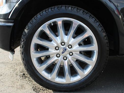 Used 2015 Ford F150 Lariat image 8