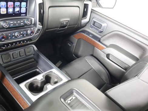 Used 2018 GMC Sierra 1500 SLT image 38