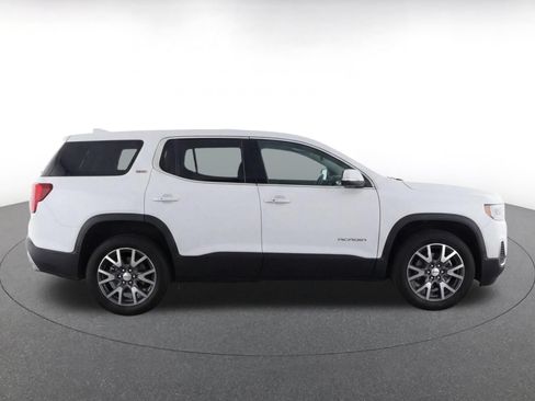 Used 2023 GMC Acadia SLT FWD image 14