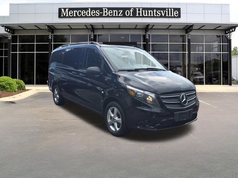 Used 2023 Mercedes-Benz Metris Passenger image 1
