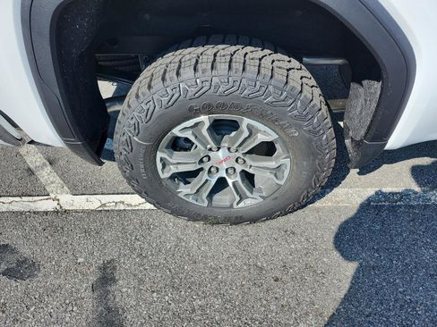 New 2026 GMC Sierra 1500 Pro w/ Pro Value Package image 5