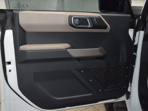 Used 2021 Ford Bronco Wildtrak image 46