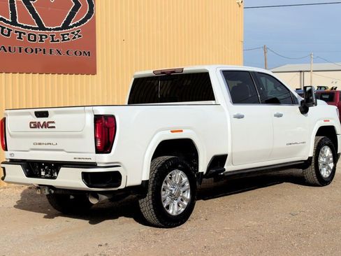Used 2022 GMC Sierra 2500 Denali w/ Denali Ultimate Package image 3