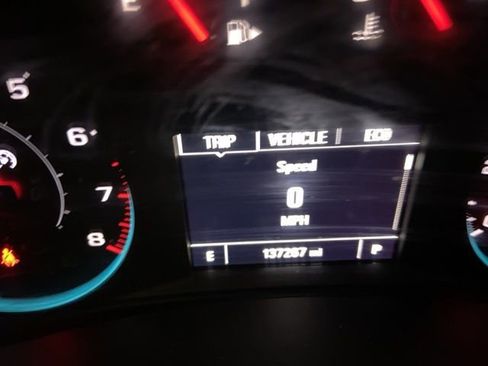 Used 2020 Chevrolet Malibu LT image 41