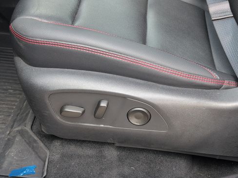 Used 2024 Chevrolet Traverse RS w/ LPO, Floor Liner Package AWD/4WD image 15