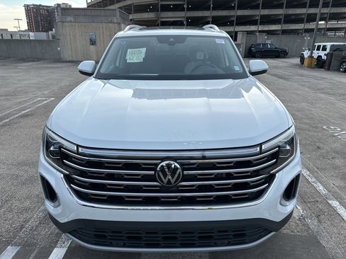 New 2024 Volkswagen Atlas SEL image 2