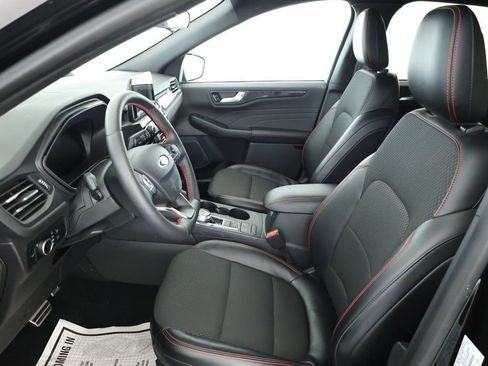 Used 2024 Ford Escape ST-Line image 17