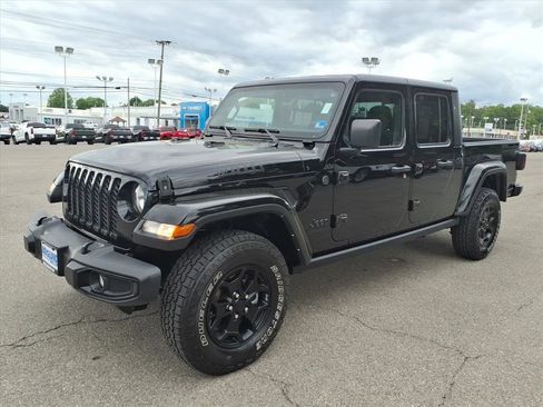 Used 2022 Jeep Gladiator Sport AWD/4WD image 8