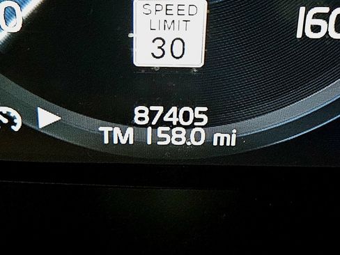 Used 2021 Volvo S60 T5 R-Design image 10