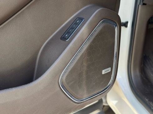 Used 2019 GMC Yukon XL Denali w/ Denali Ultimate Package image 13