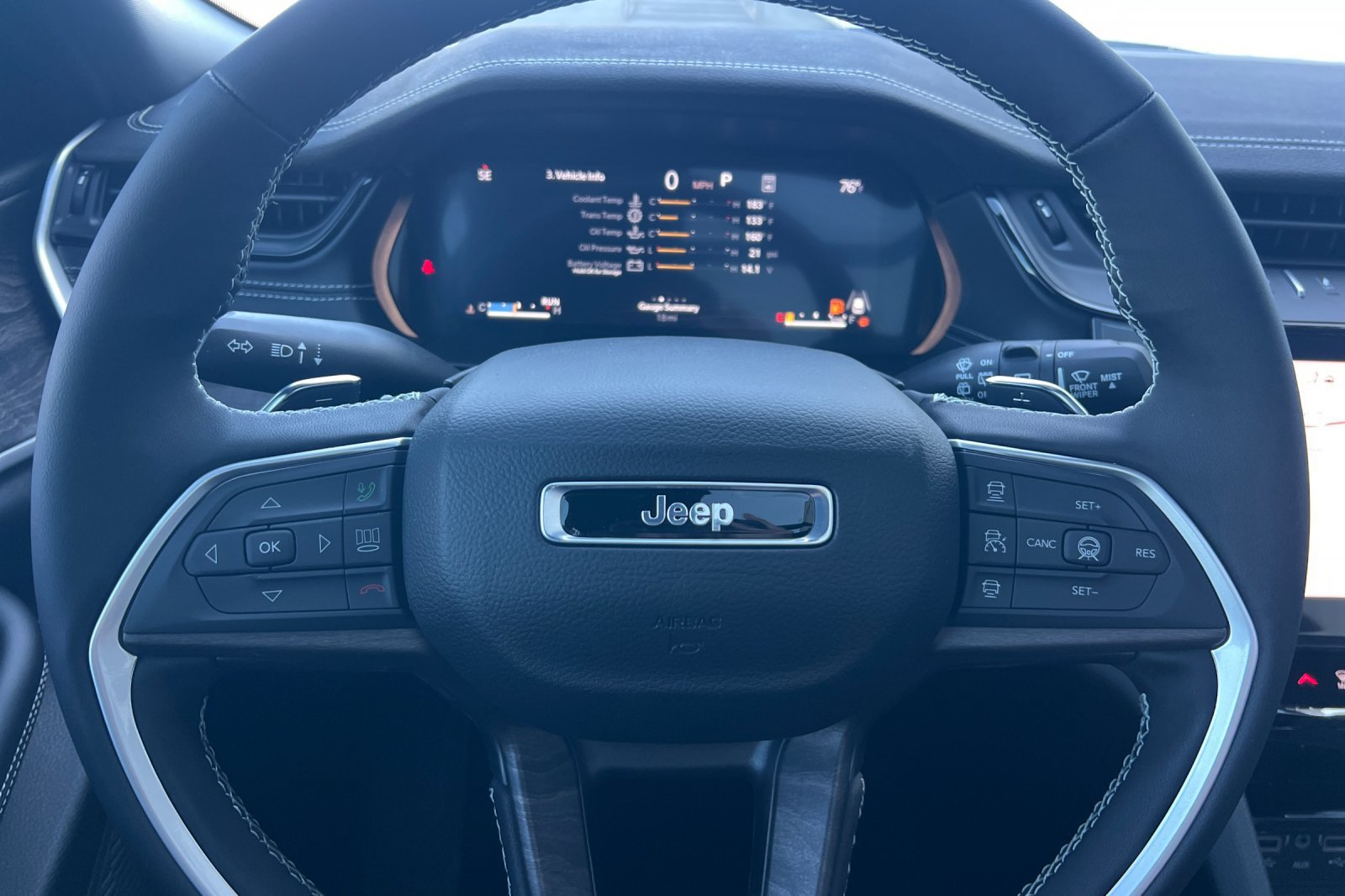 New 2027 Jeep Grand Cherokee Limited AWD/4WD image 28