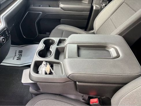 Used 2024 Chevrolet Silverado 1500 LT image 15