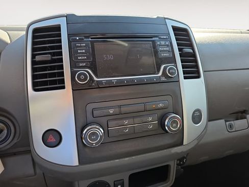 Used 2017 Nissan Frontier SV RWD image 10
