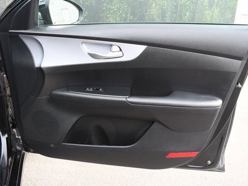 Used 2024 Kia Forte LXS image 23