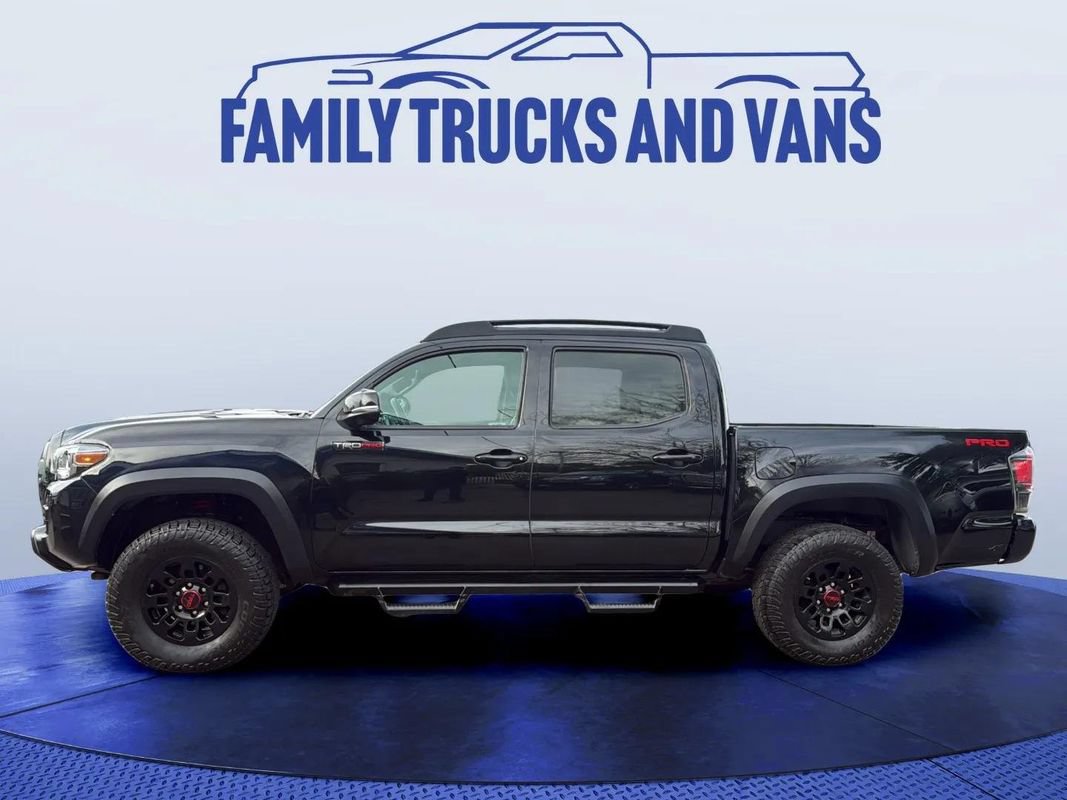 Used 2019 Toyota Tacoma TRD Pro AWD/4WD image 2