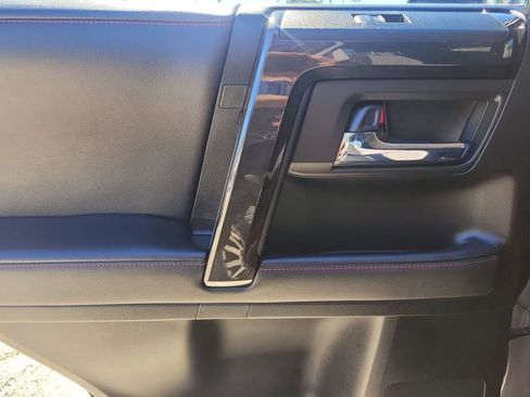 Used 2021 Toyota 4Runner TRD Off-Road image 8