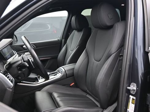 Used 2019 BMW X5 xDrive40i w/ Convenience Package AWD/4WD image 6