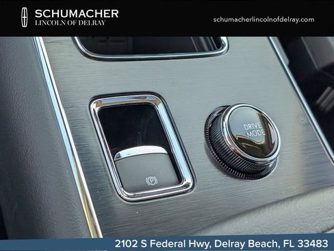 New 2026 Lincoln Aviator 2WD w/ Jet Appearance Package image 25