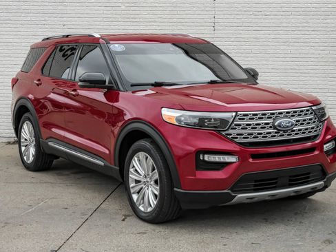 Used 2021 Ford Explorer Limited w/ Equipment Group 301A image 5