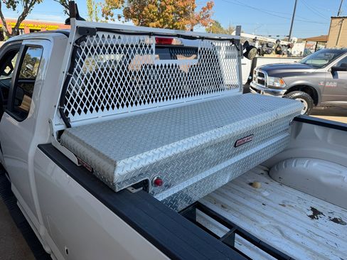 Used 2017 Ford F250 XL w/ Power Equipment Group image 17