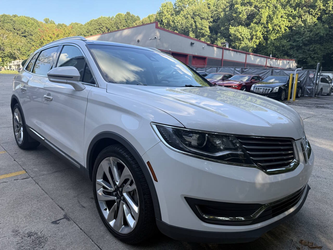 Used 2018 Lincoln MKX Reserve w/ Driver Assistance Package FWD image 36