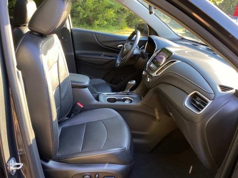 Used 2020 Chevrolet Equinox Premier FWD image 35