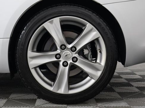 Used 2012 Lexus IS 250C RWD image 17