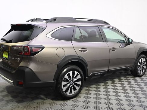 Used 2024 Subaru Outback Limited XT AWD/4WD image 7