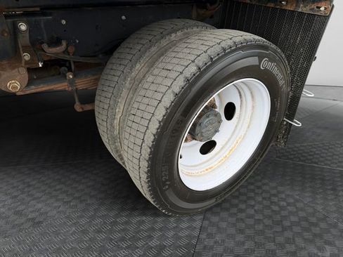 Used 2023 Ford F550 4x4 SuperCab Super Duty image 14