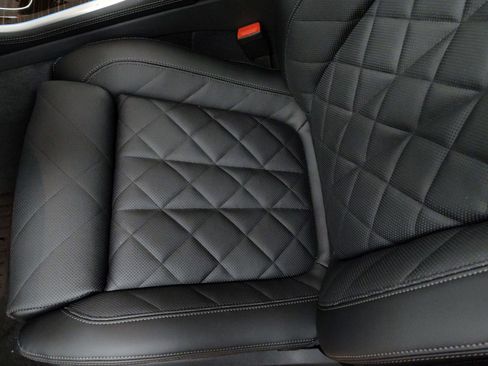 New 2026 BMW X5 xDrive50e w/ Climate Comfort Package image 19