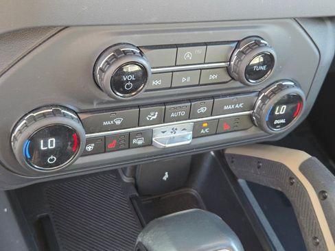 Certified 2025 Ford Bronco Badlands image 22