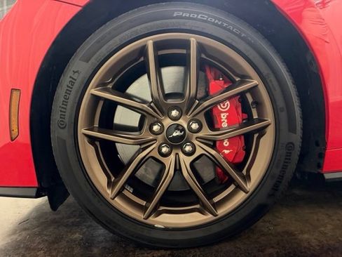 Used 2025 Ford Mustang GT Premium RWD image 10