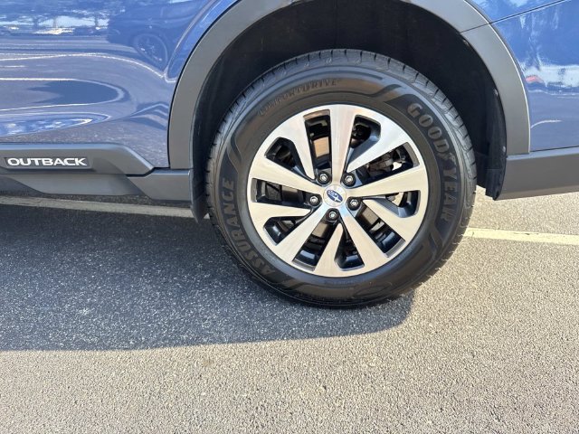 Used 2021 Subaru Outback Premium w/ Popular Package #1 AWD/4WD image 11