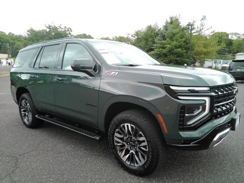 Used 2026 Chevrolet Tahoe Z71 w/ Z71 Off-Road Package AWD/4WD image 2