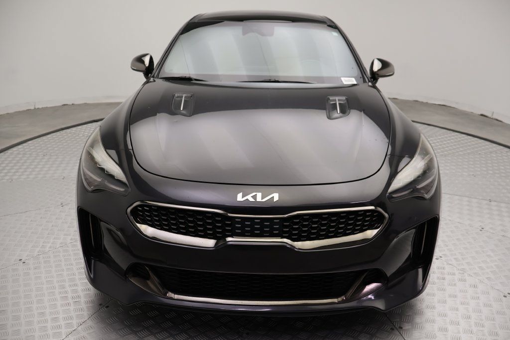 Used 2022 Kia Stinger GT-Line w/ Sun & Sound Package RWD image 5