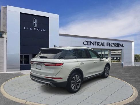 Certified 2022 Lincoln Corsair Reserve FWD image 4