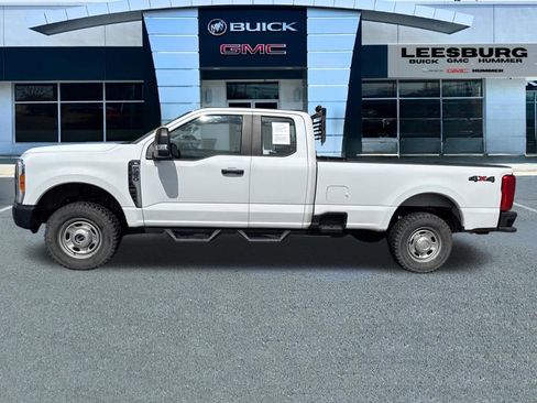 Used 2023 Ford F350 XL AWD/4WD image 4