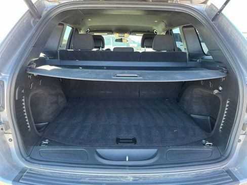 Certified 2021 Jeep Grand Cherokee Laredo w/ Security & Convenience Group image 21