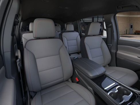 New 2026 Chevrolet Traverse LT w/ Enhanced Driving Package FWD image 16
